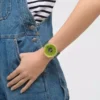 Swatch, Neon Işığıyla Göz Kamaştırıyor